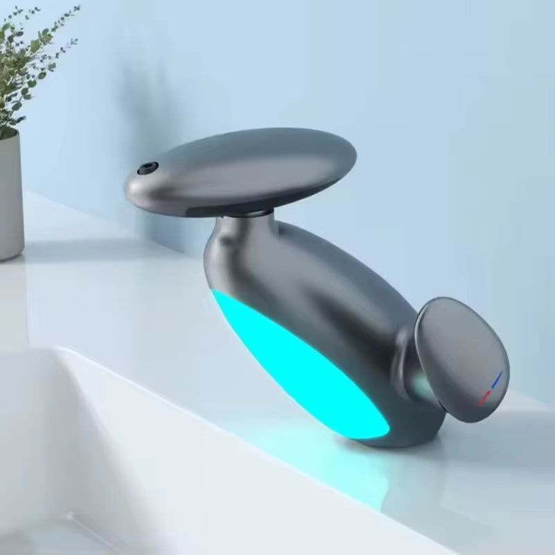 Smart LED Color-Changing 4 Modes Bathroom Faucet with 360° Rotating Pull-Out Spout